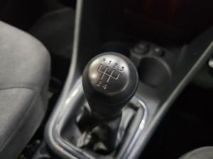 Volkswagen Polo Vivo hatch 1.4 - Image 7