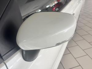 Toyota Starlet 1.5 Xi - Image 13