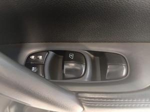 Nissan X-Trail 2.5 4x4 Acenta Tech - Image 20