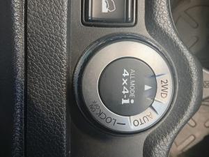 Nissan X-Trail 2.5 4x4 Acenta Tech - Image 21