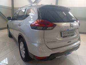Nissan X-Trail 2.5 4x4 Acenta Tech - Image 6