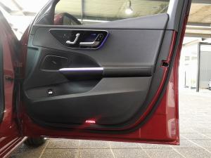 Mercedes-Benz C-Class C200 Avantgarde - Image 9