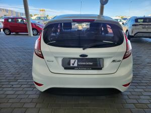 Ford Fiesta 5-door 1.0T Ambiente - Image 5