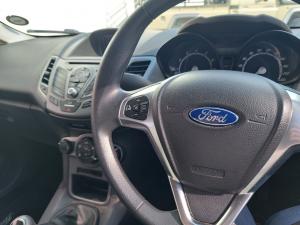 Ford Fiesta 5-door 1.0T Ambiente - Image 8