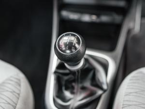 Kia Pegas 1.4 LX manual - Image 9