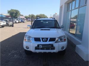 Nissan NP300 Hardbody 2.5TDi double cab Hi-rider - Image 4