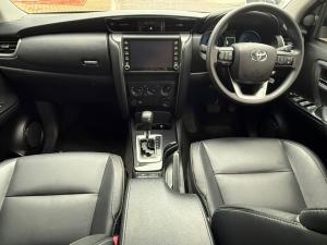 Toyota Fortuner 2.4GD-6 4x4 - Image 6
