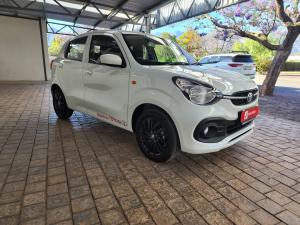 Toyota Vitz 1.0 XR manual - Image 1