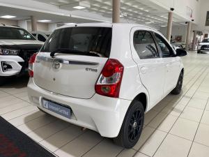 Toyota Etios 1.5 Xs/SPRINT 5-Door - Image 2