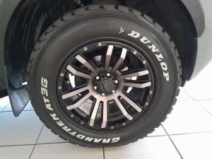 Nissan Navara 2.5DDTI PRO-2X automatic D/C - Image 10