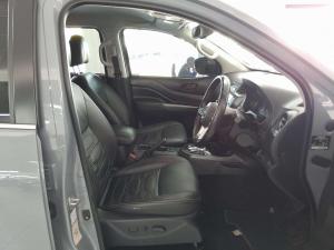 Nissan Navara 2.5DDTI PRO-2X automatic D/C - Image 20
