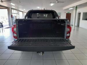 Nissan Navara 2.5DDTI PRO-2X automatic D/C - Image 5