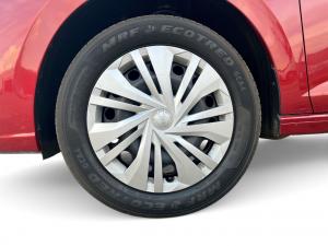 Volkswagen Polo sedan 1.6 manual - Image 14