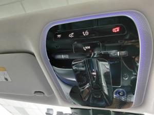 Mercedes-Benz C-Class C220d Avantgarde - Image 17