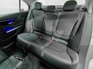 Mercedes-Benz C-Class C220d Avantgarde - Image 6