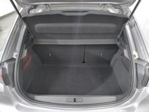 Peugeot 208 1.2 Active - Image 5