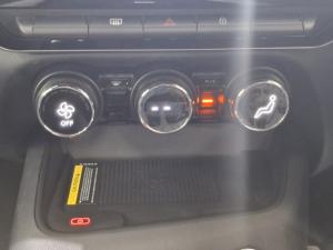 Nissan Magnite 1.0 Turbo Acenta Kuro auto - Image 10