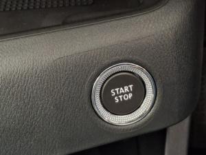 Nissan Magnite 1.0 Turbo Acenta Kuro auto - Image 16