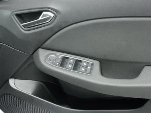 Renault Clio 1.0 Turbo Intens - Image 12