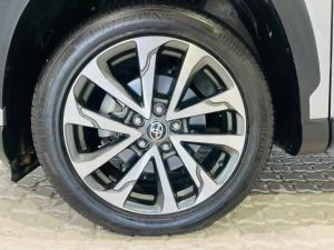 Toyota Corolla Cross 1.8 XR - Image 13
