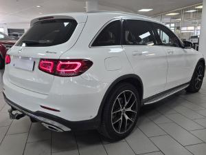 Mercedes-Benz GLC GLC300d 4Matic - Image 21