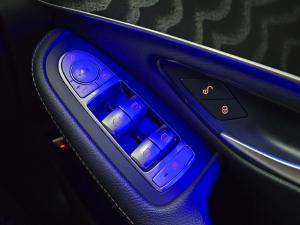 Mercedes-Benz GLC GLC300d 4Matic - Image 28