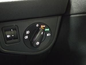 Volkswagen Polo hatch 1.0TSI Life manual - Image 13