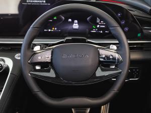 Omoda C9 2.0TGDI 400T Inspire - Image 21