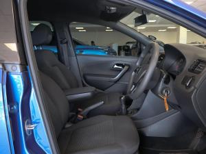 Volkswagen Polo Vivo hatch 1.4 Comfortline - Image 10