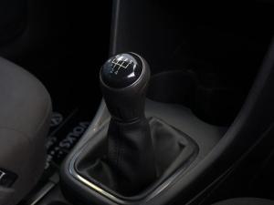 Volkswagen Polo Vivo hatch 1.4 Comfortline - Image 6