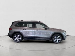 Mercedes-Benz GLB GLB220d 4Matic AMG Line - Image 8