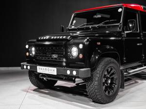 Land Rover Defender 110 TD station wagon S - Image 12