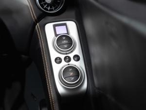 McLaren MP4-12C Spider - Image 12