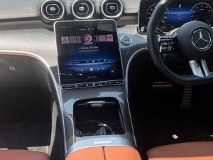 Mercedes-Benz C-Class C200 Avantgarde - Image 11