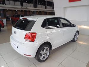Volkswagen Polo Vivo hatch 1.6 Comfortline auto - Image 8