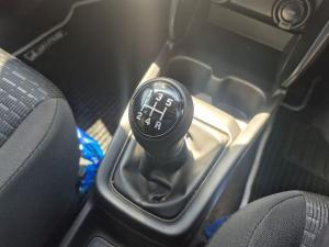 Suzuki Swift 1.2 GL+ manual - Image 18