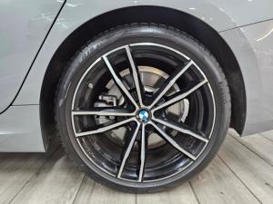 BMW 3 Series 330i M Sport - Image 6