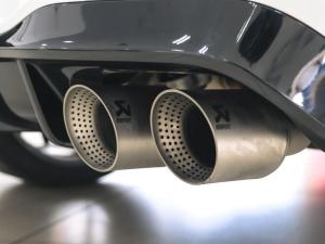 Volkswagen Golf R - Image 7