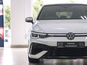 Volkswagen Golf R - Image 9