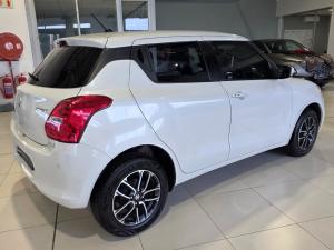 Suzuki Swift 1.2 GLX auto - Image 8