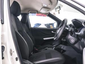Nissan Magnite 1.0 Turbo Acenta Plus auto - Image 13