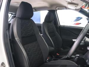 Nissan Magnite 1.0 Turbo Acenta Plus auto - Image 15