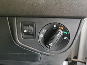 Volkswagen Polo hatch 1.0TSI Life auto - Image 22