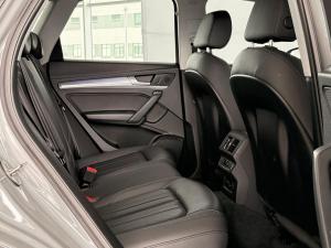 Audi Q5 40TDI quattro S line - Image 17