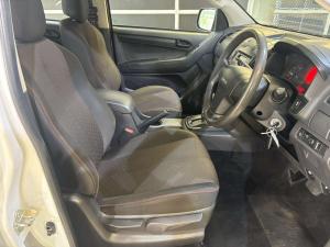Isuzu D-Max 250 double cab Hi-Ride auto - Image 12