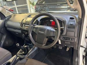 Isuzu D-Max 250 double cab Hi-Ride - Image 15