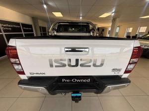 Isuzu D-Max 300 3.0TD Extended cab LX auto - Image 8