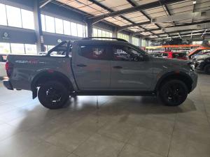 Nissan Navara 2.5DDTI PRO-4X 4X4 automatic D/C - Image 5