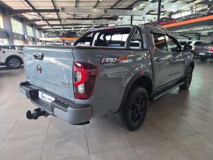 Nissan Navara 2.5DDTI PRO-4X 4X4 automatic D/C - Image 6