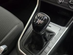 Volkswagen Polo hatch 1.0TSI Life manual - Image 3